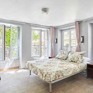 Le Petit Borda Hotell