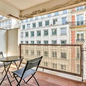 Appartamento Quartier Arc De Triomphe Free Netflix, Parigi